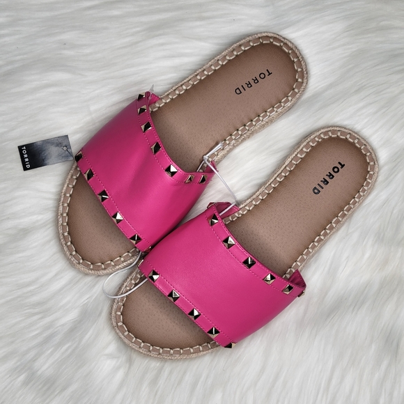 Torrid Hot Pink Faux Leather Studded Espadrille Slides Sz 9 EXTRA WIDE WIDTH - Picture 7 of 13
